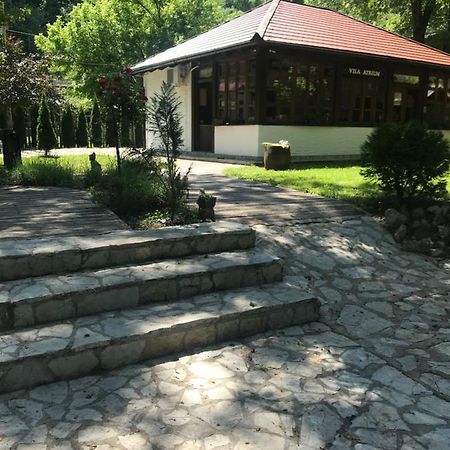 Atrium Holiday Home Бихач Экстерьер фото