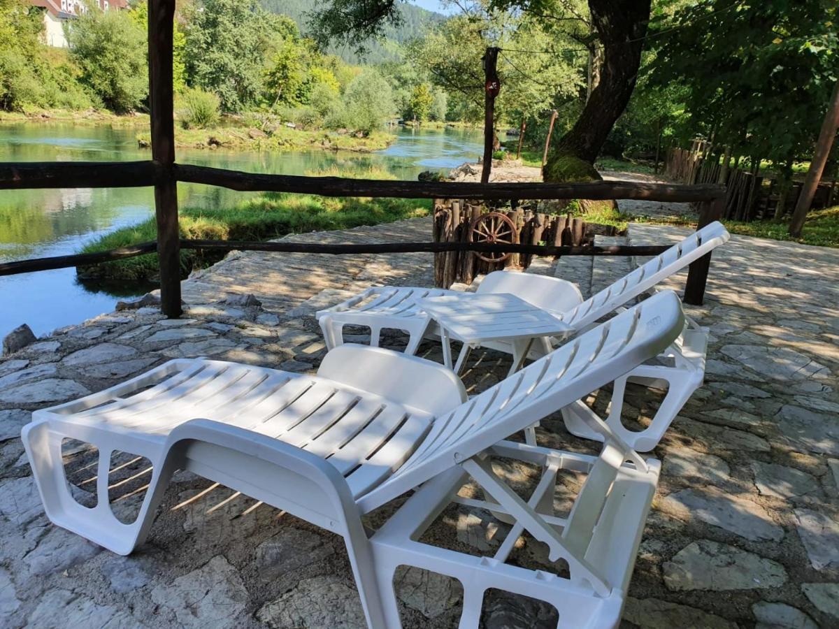 Atrium Holiday Home Бихач Экстерьер фото
