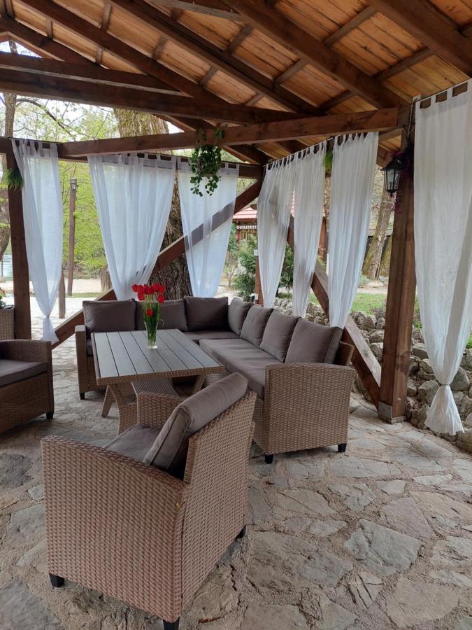 Atrium Holiday Home Бихач Экстерьер фото