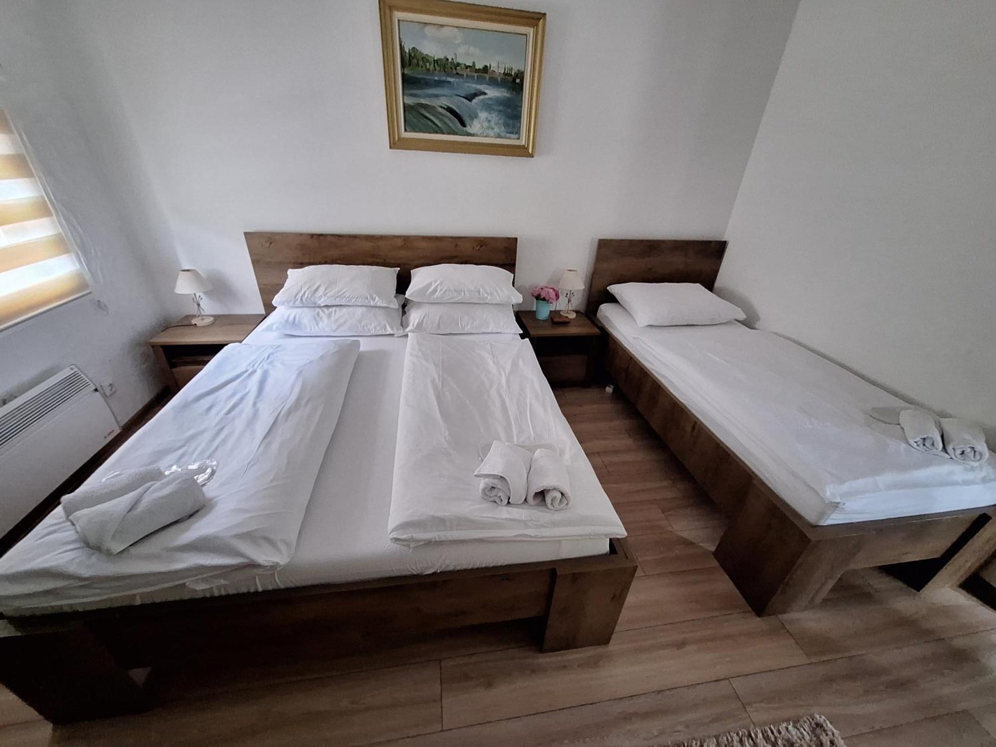 Atrium Holiday Home Бихач Экстерьер фото